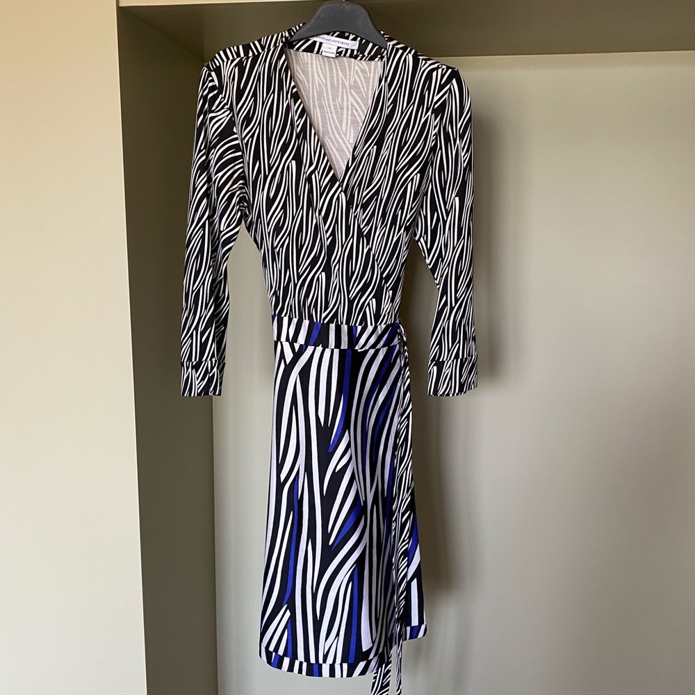 Diane Von Furstenberg DVF Amelia Wrap Dress